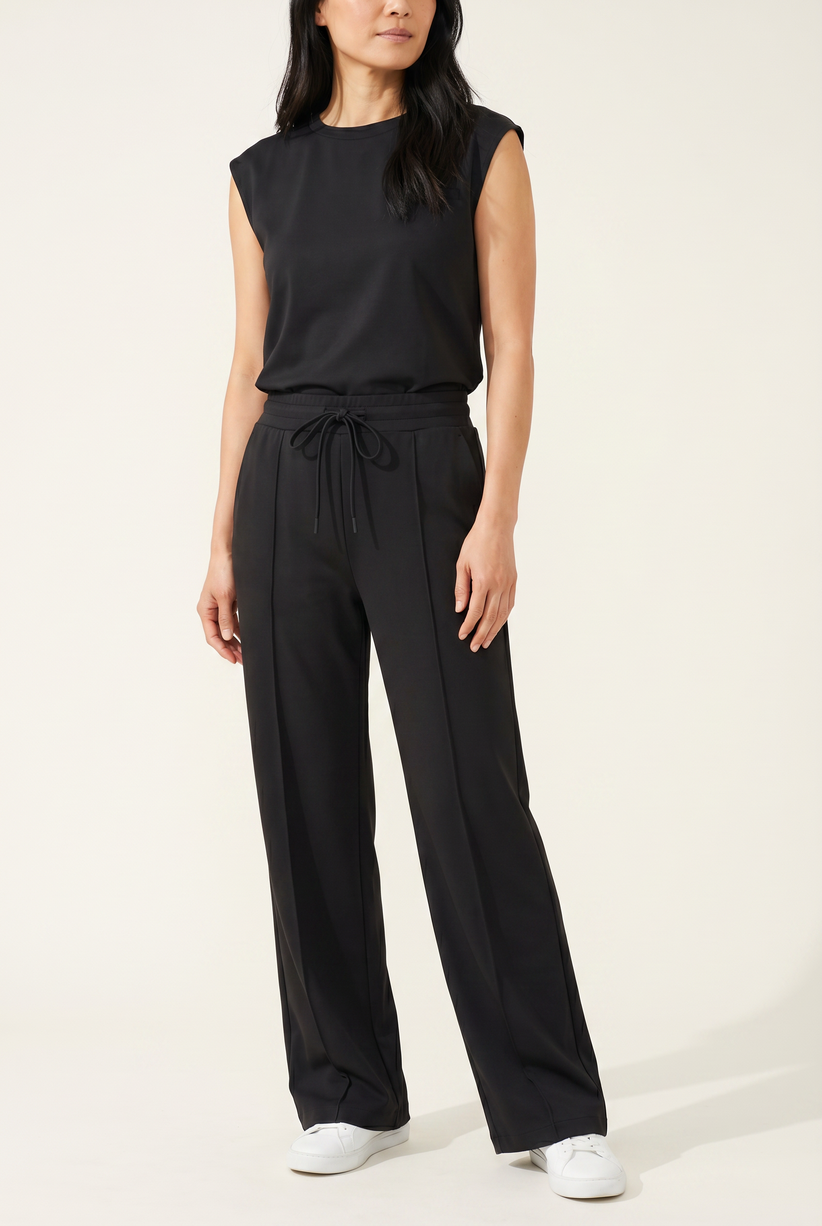 Noir Black